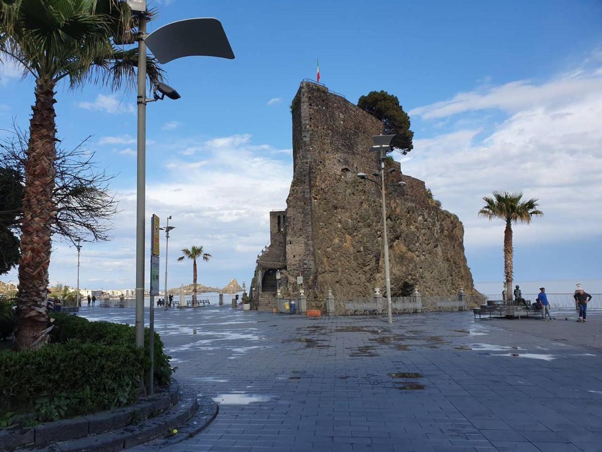 Charme In Aci Castello Daire Dış mekan fotoğraf